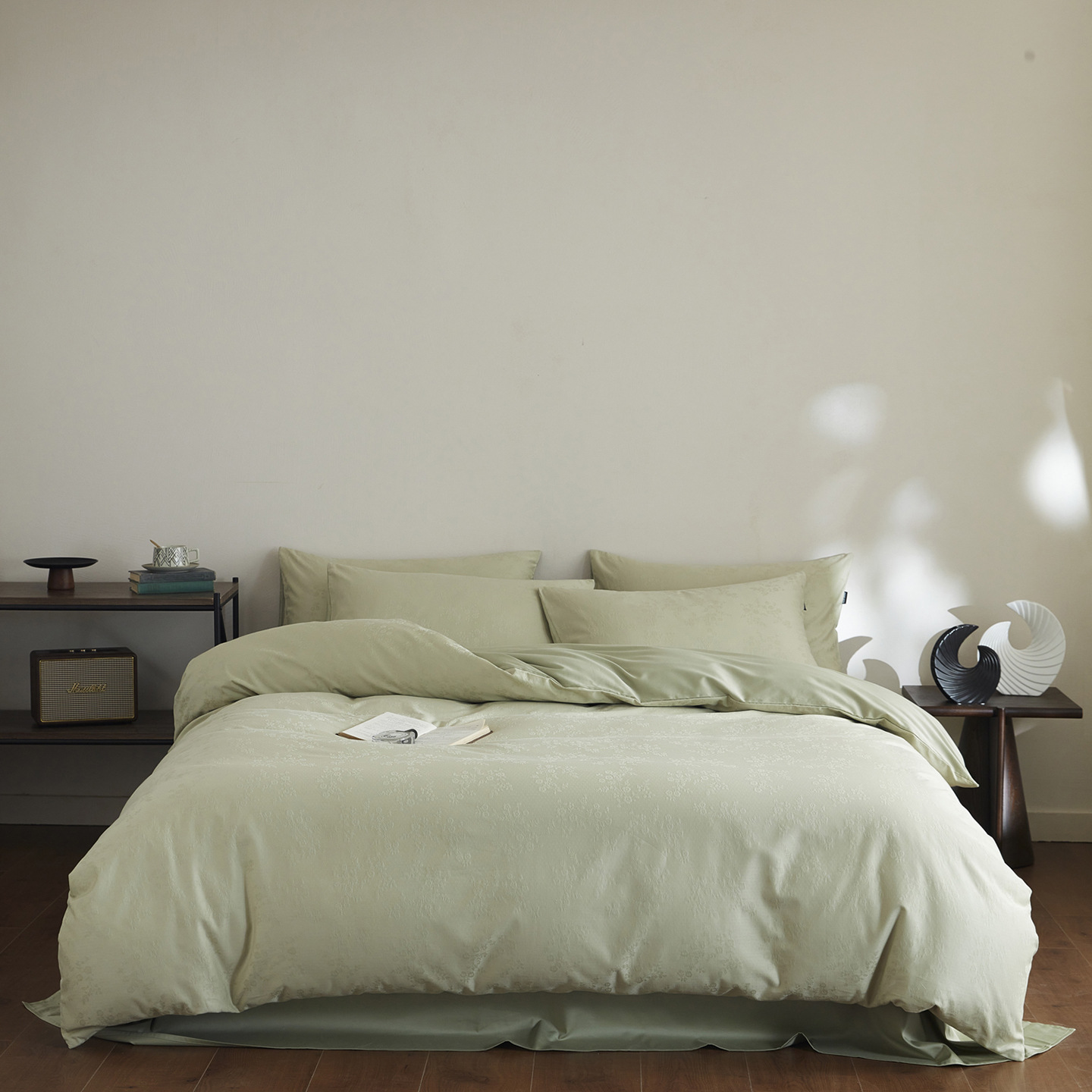 Bed linen set made of washed long-staple cotton, Jacquard