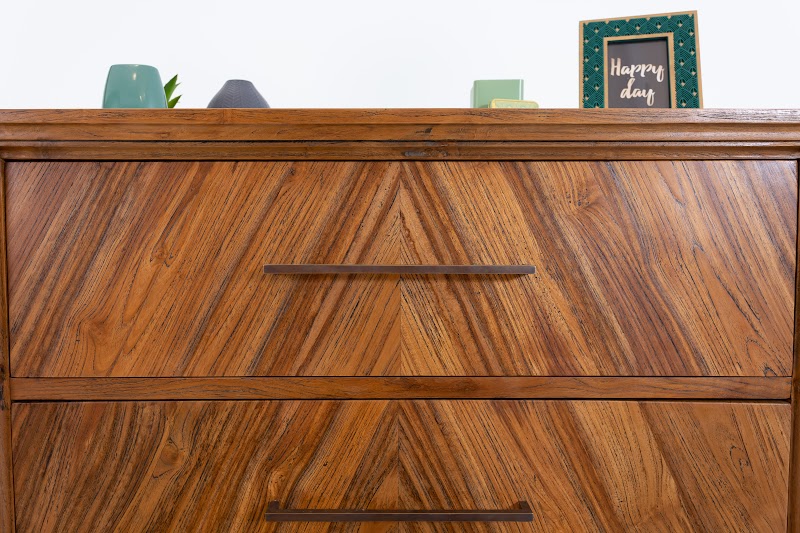 Commode Chevron 3