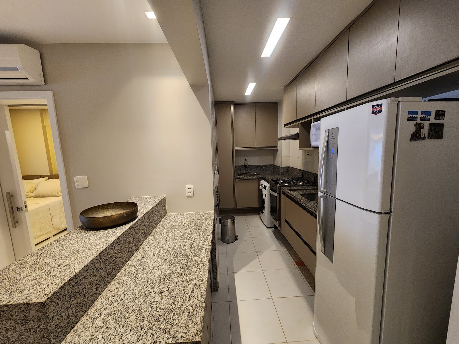 Apartamento, Caminho das Árvores