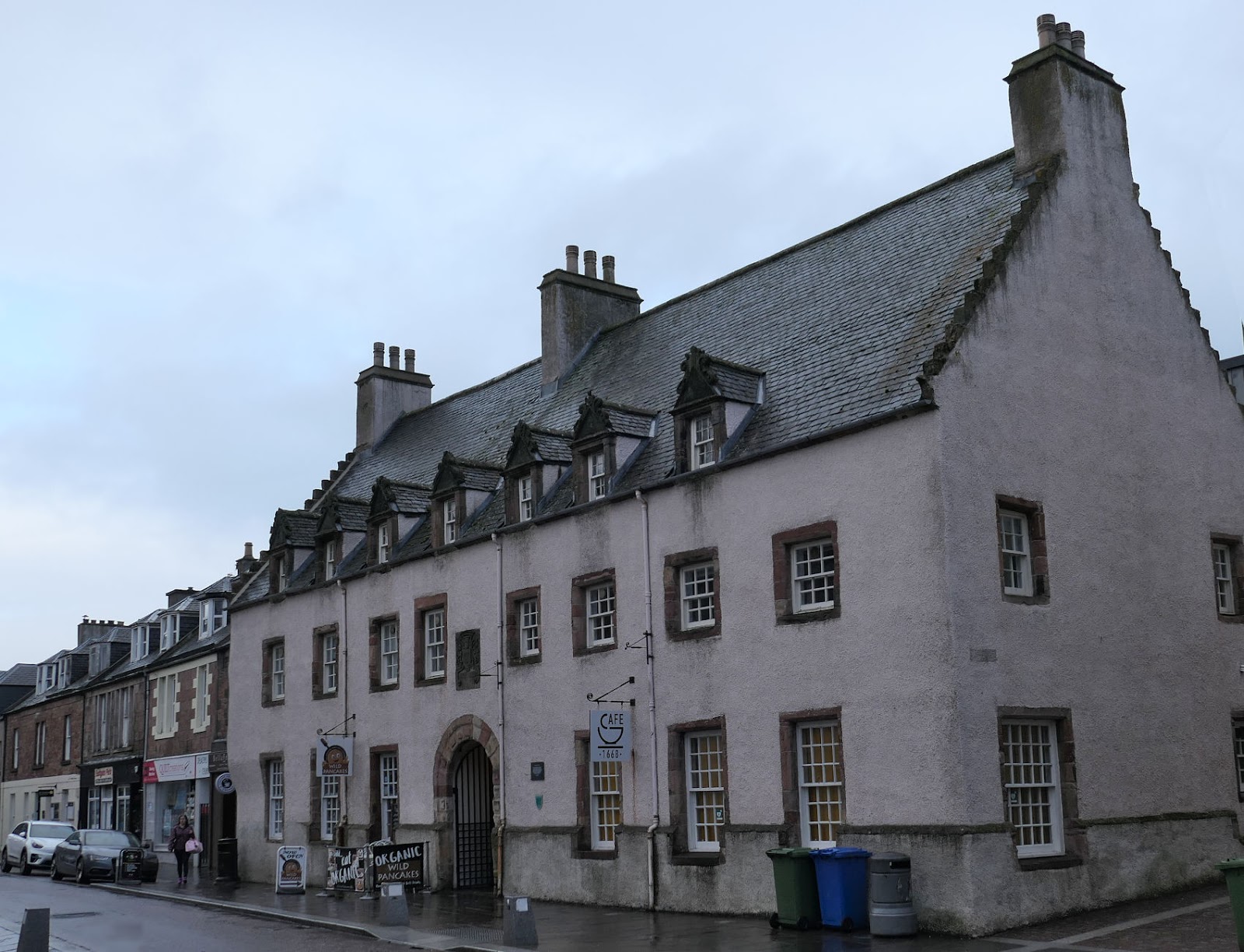 Abertarff_Dunbars_Hospital.jpg