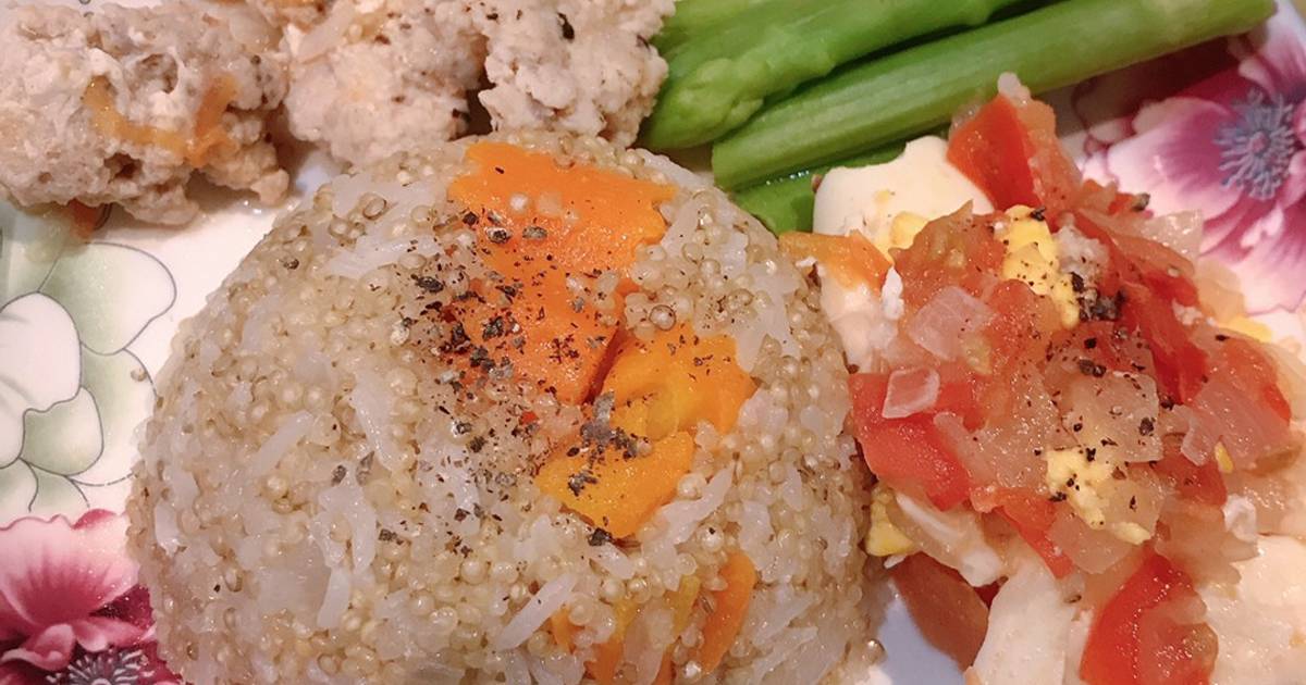 Cơm quinoa thịt heo băm xào cà chua vơi măng tây
