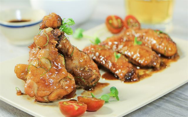 Cánh Gà Rô Ti Nước Tương Maggi