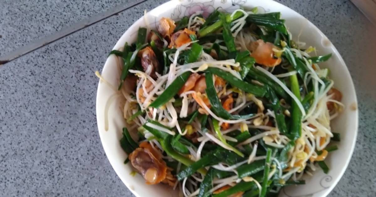 Sò quyết xào giá hẹ