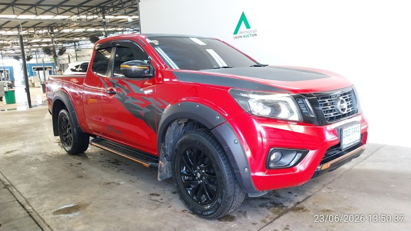 NISSAN NAVARA