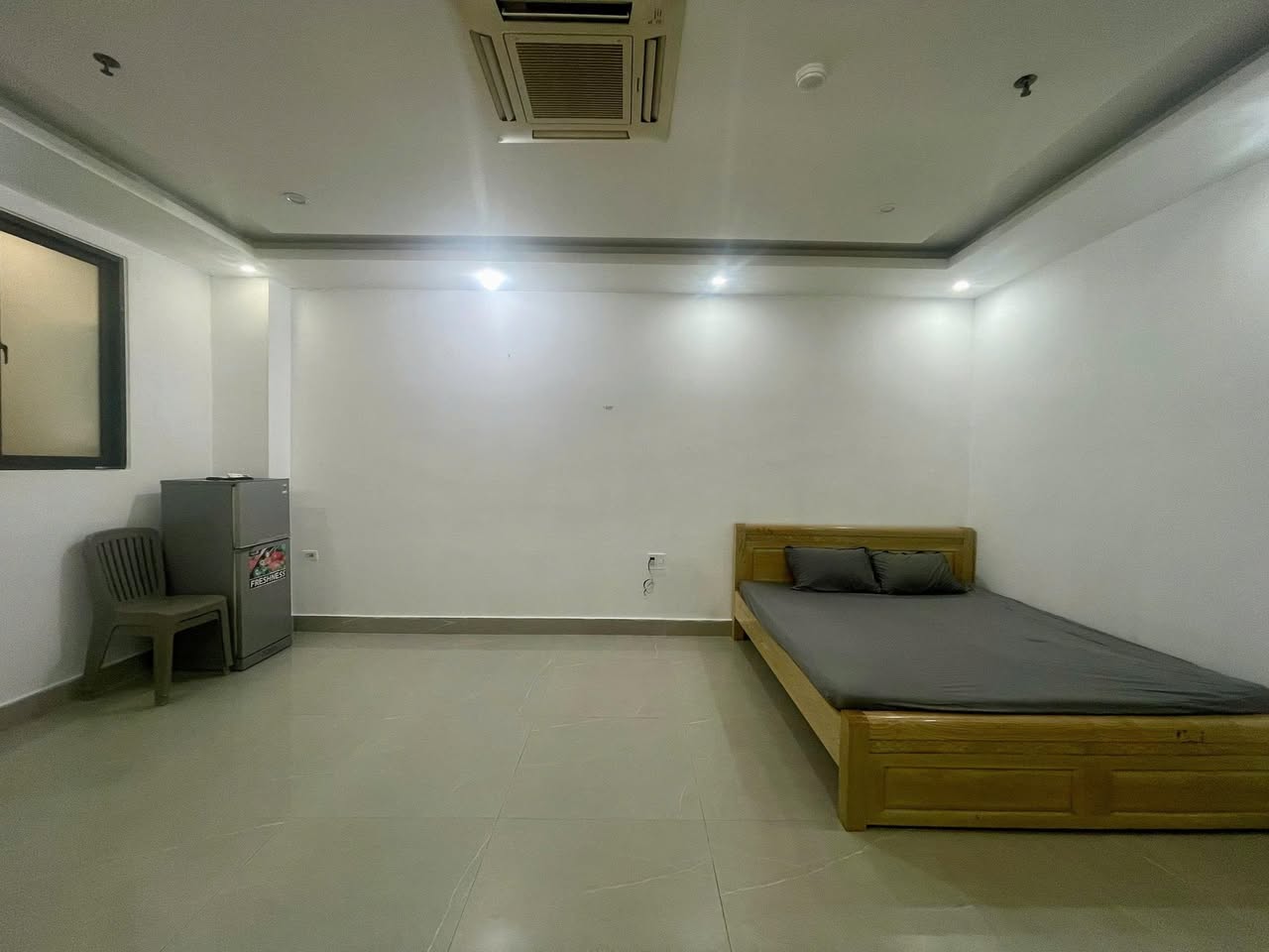 • Trống sẵn - CĂN HỘ 1 PHÒNG NGỦ RIÊNG 2