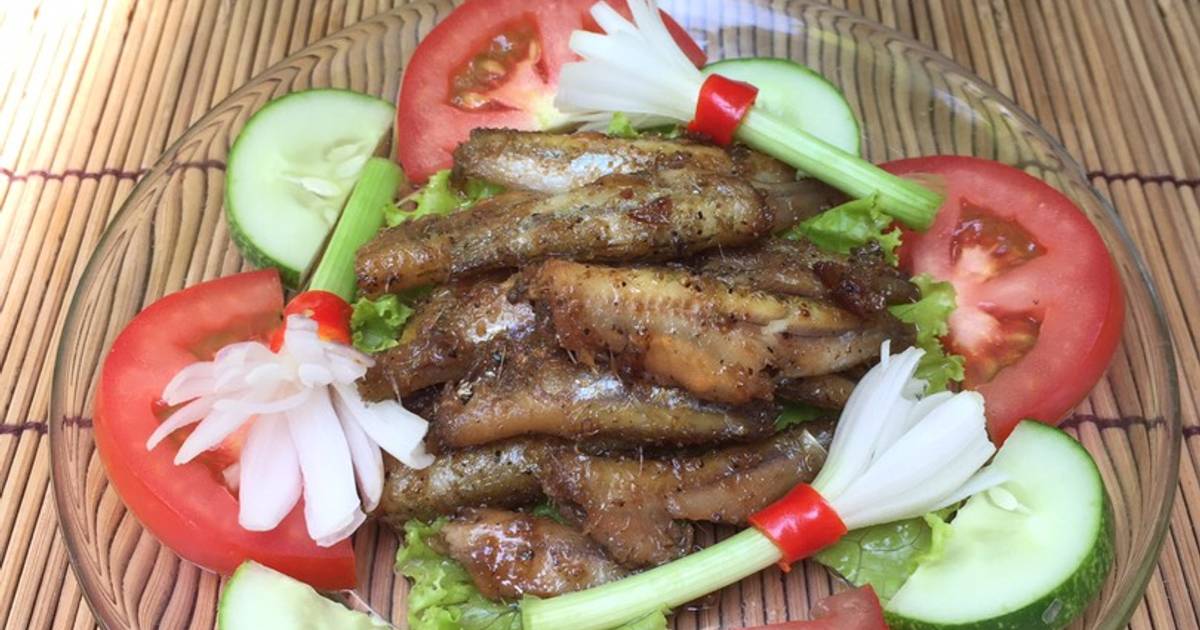 Cá lòng tong kho tiêu