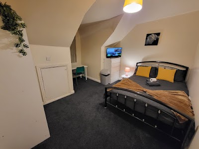 Stylish Double Room at 204 Firth Park Road