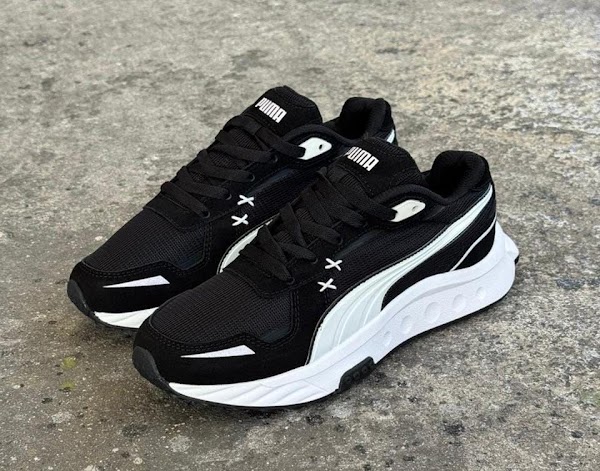 Puma Wild Rider Negro Blanco