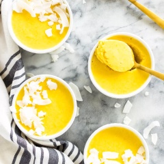 Thưởng thức ngay thôi nào. Món Pudding xoài dẻo ngọt, mát lạnh này sẽ là món tráng miệng tuyệt vời cho những ngày nóng. Bạn có thể làm món này vơi số lượng lớn dự trữ trong tủ lạnh để có thể ăn ngay sau mỗi bữa cơm nhé.