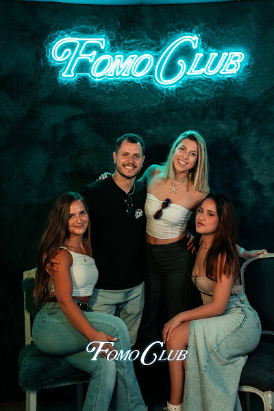 Fomo Club (4).jpg