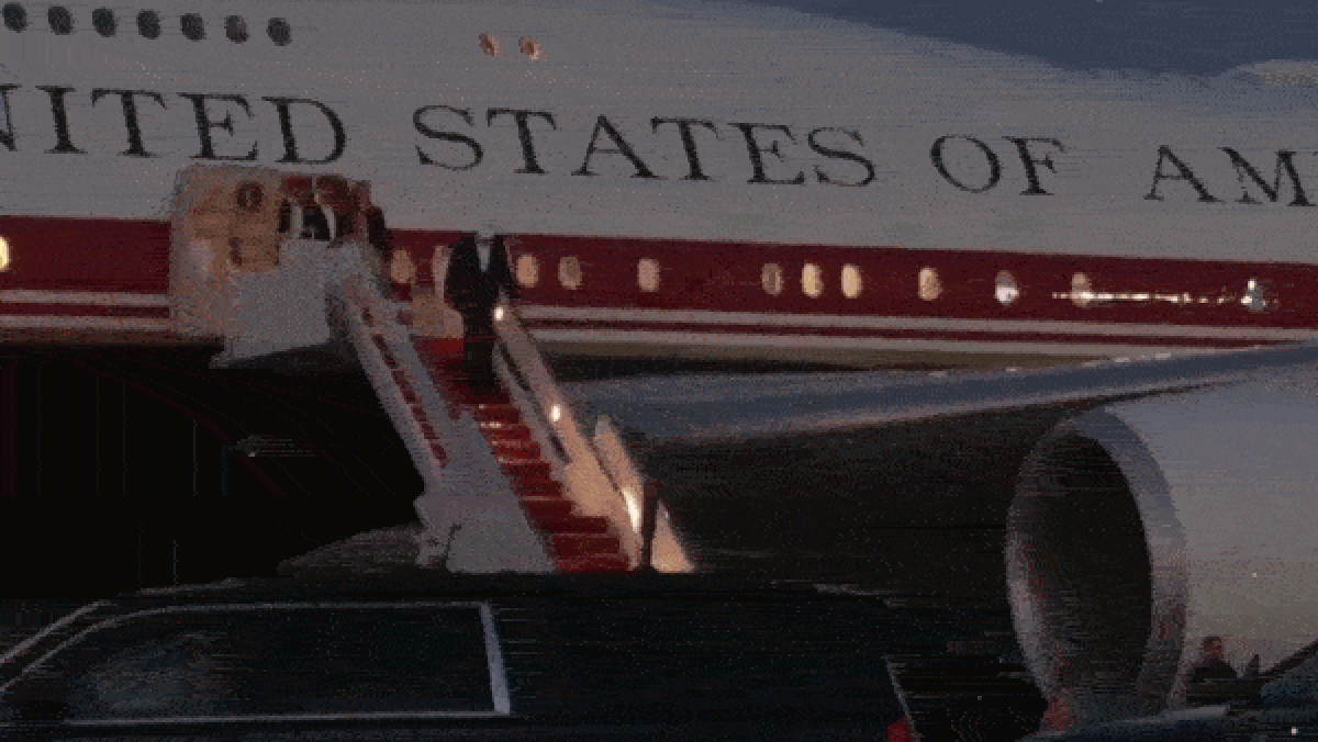 Ông Trump 'hết lời' ca ngợi chuyên cơ mới do Qatar tặng - Báo VietnamNet