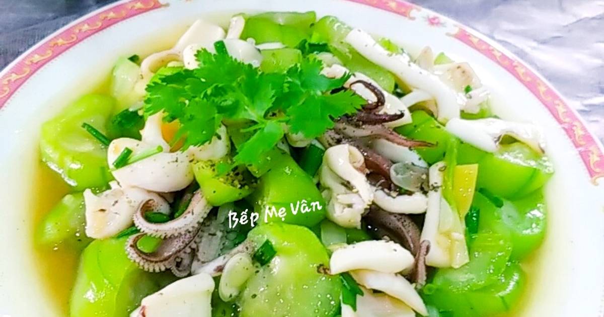 Mực xào mướp hương