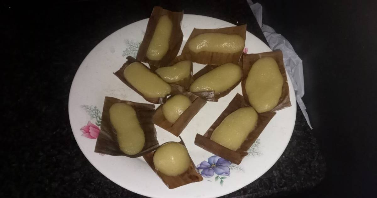 Bánh ngô hấp lá chuối