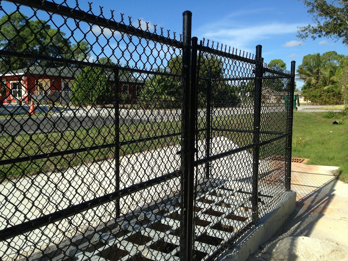 Commercial fence installation Fort Myers Southwest Florida — Premier Fence of SWFL