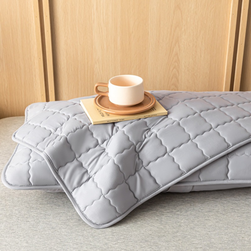 Protective pillowcase with insulation layer, 48×74 cm