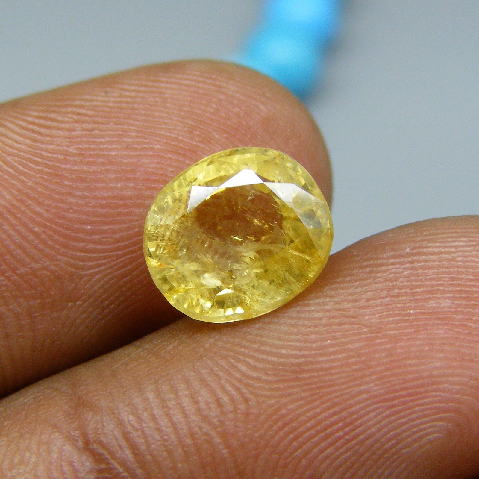 Natural Ceylon Yellow Sapphire 5.22 cts