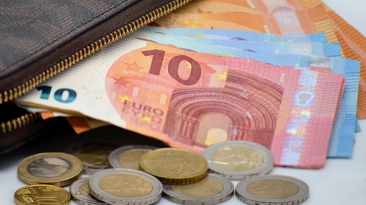 경제 용어 인플레이션과 디플레이션 차이 쉽게 이해하기