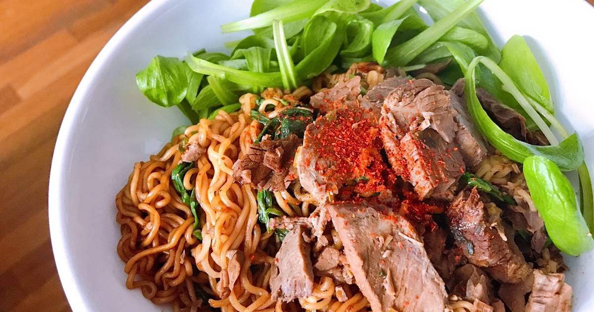 Mì Ăn Liền Xào Bò Nạc