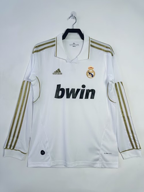 Camiseta de local del Real Madrid 2011-12 de manga larga.jpeg