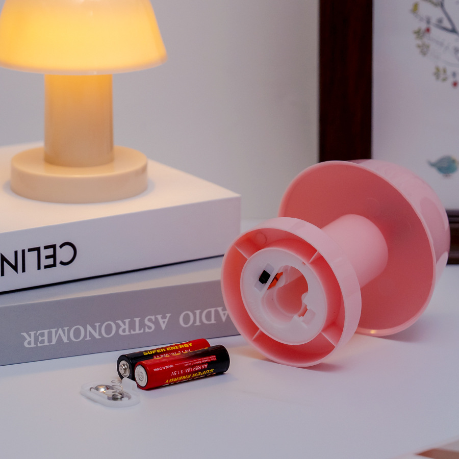 LED-Nachtlicht in Pilzform