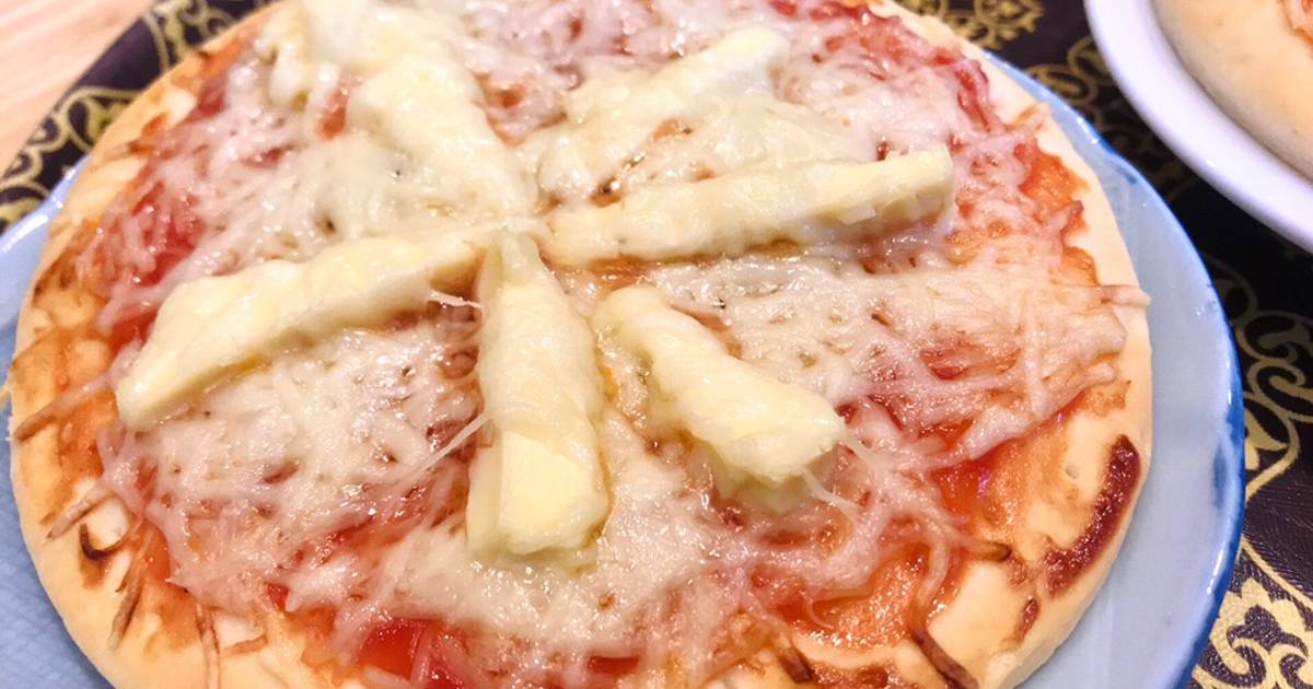 Pizza phô mai con bò cười