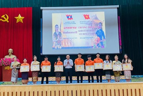 Trường Đại học Tây Bắc tổ chức đón tết Bun Pi May cho Lưu học sinh nước Cộng hòa Dân chủ Nhân dân Lào