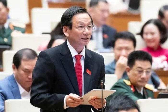 Tăng thuế có lộ trình với xe điện để ổn định thị trường - Đài Phát thanh và truyền hình Hà Nội