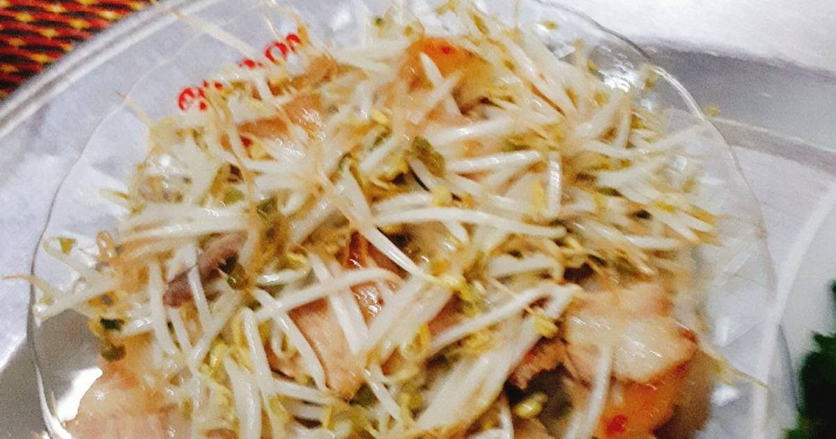 Thịt ba chỉ heo xào giá