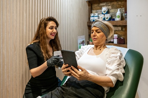 What Are Non-Surgical Aesthetic Treatments?