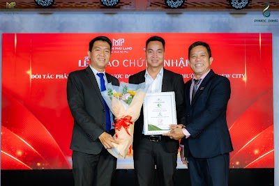 BinhPhoto-4812.jpg