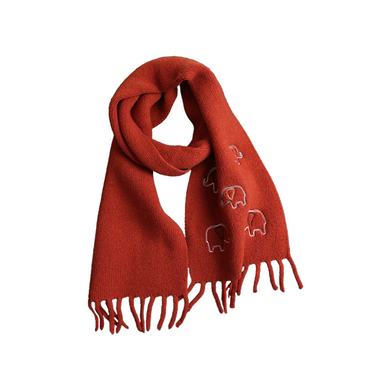 Merino wool scarf with artistic line pattern