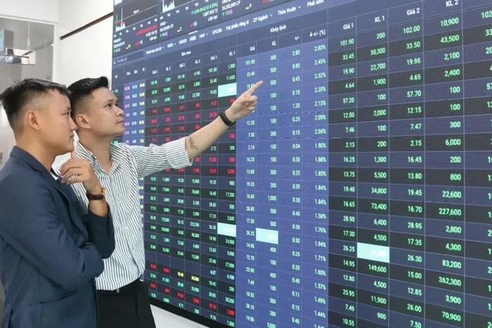Đề xuất đánh thuế 20% với giao dịch cổ phiếu chưa niêm yết - Đài Phát thanh và truyền hình Hà Nội