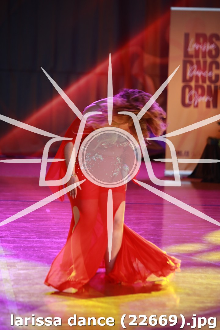 larissa dance (22669).jpg