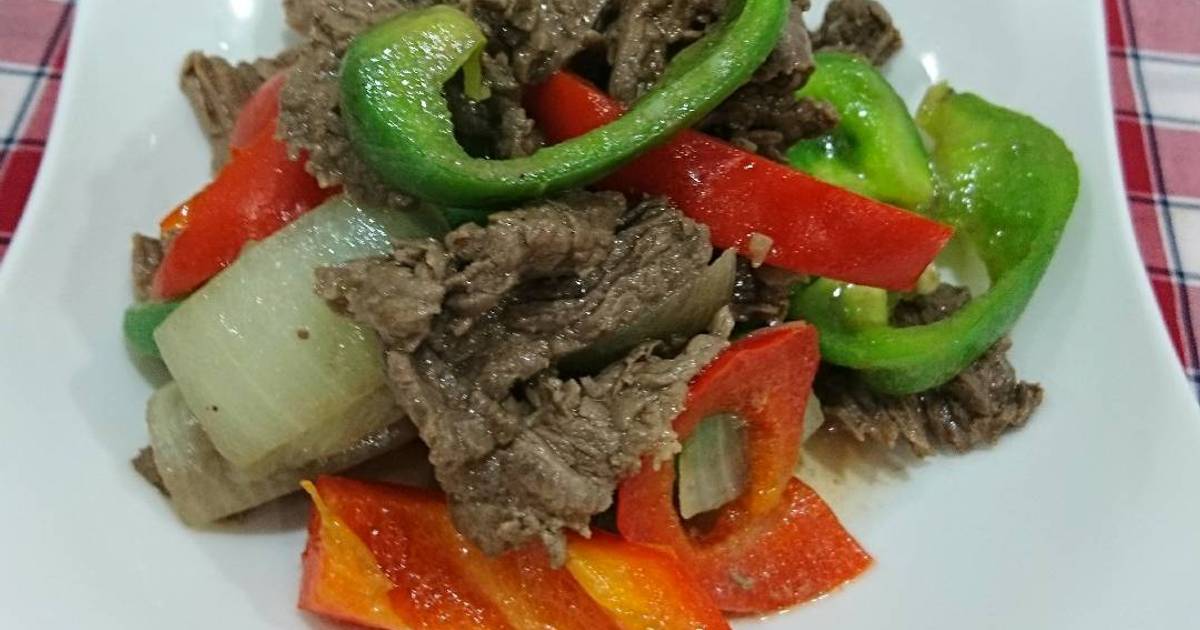 Thịt bò xào ớt chuông