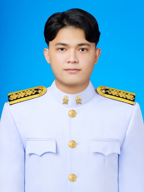 นายอริยพงษ์ พึ่งวุฒิ