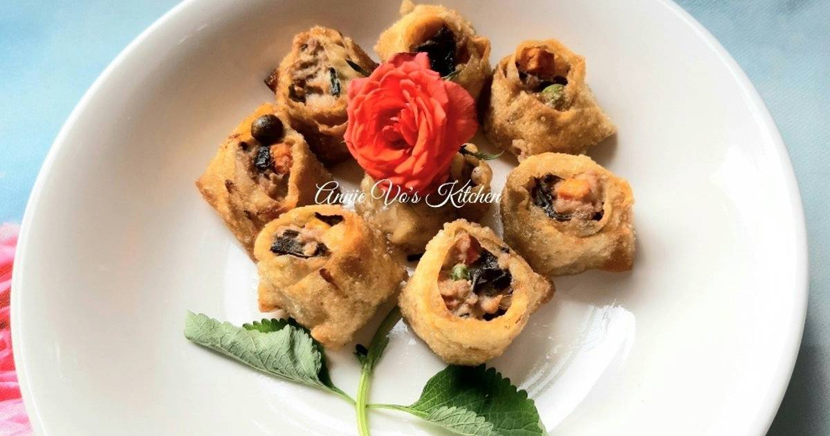 Hoành thánh hoa chiên giòn