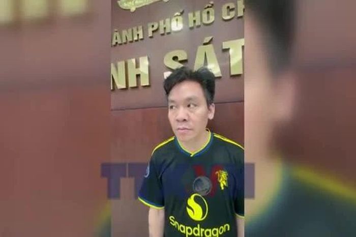 Triệt phá đường dây buôn lậu vàng từ Campuchia về Việt Nam - Báo VietnamPlus