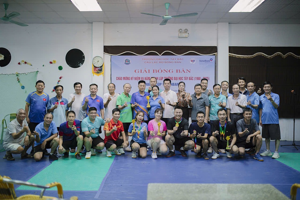 Trường Đại học Tây Bắc tổ chức thành công giải bóng bàn chào mừng kỷ niệm 65 năm ngày thành lập Trường  (1960 - 2025)