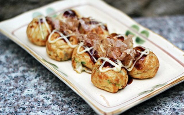 Bánh Bạch Tuộc Nướng Kiểu Nhật