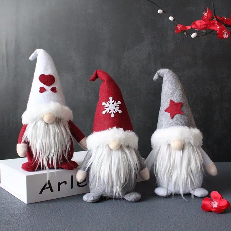 Weihnachts-Wichtel mit Motiv-Mütze