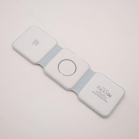 magsafe foldable wireless charger
