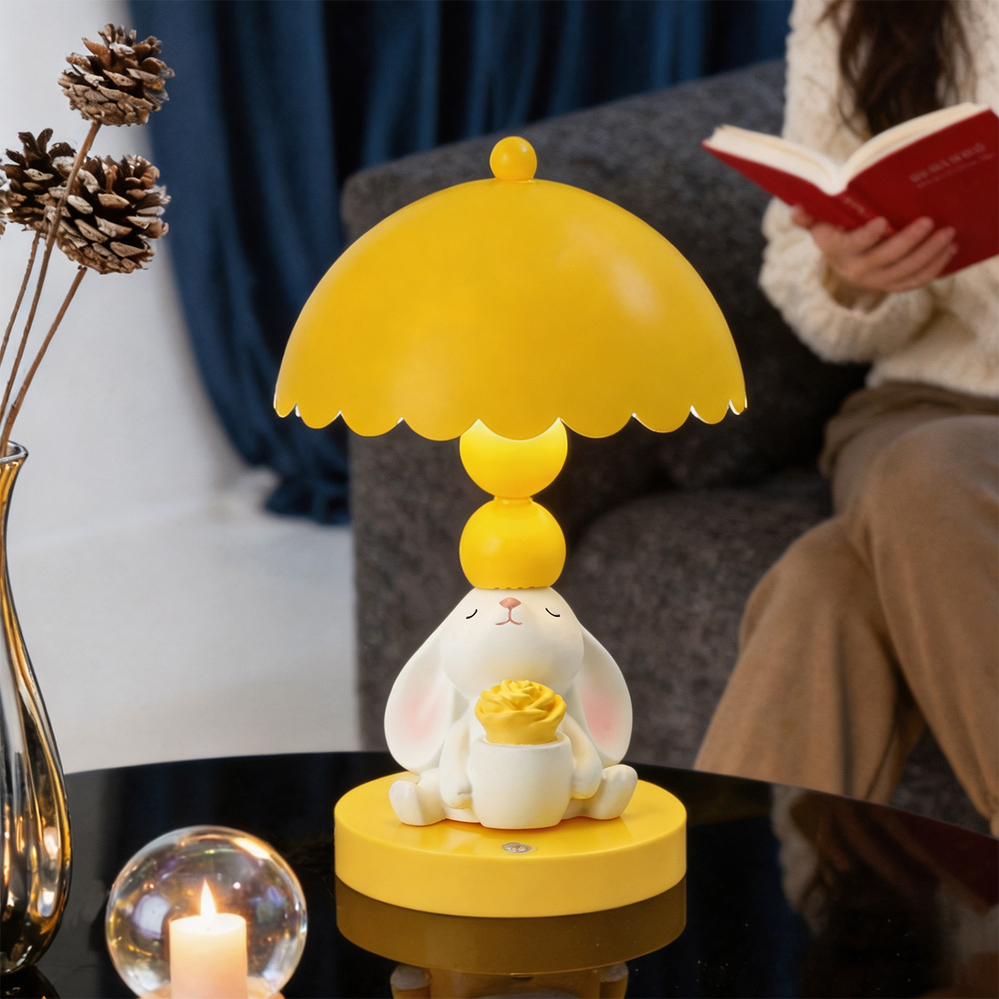 Gelbes Hängeohren-Kaninchen-Tischlampe, Cartoon-Design