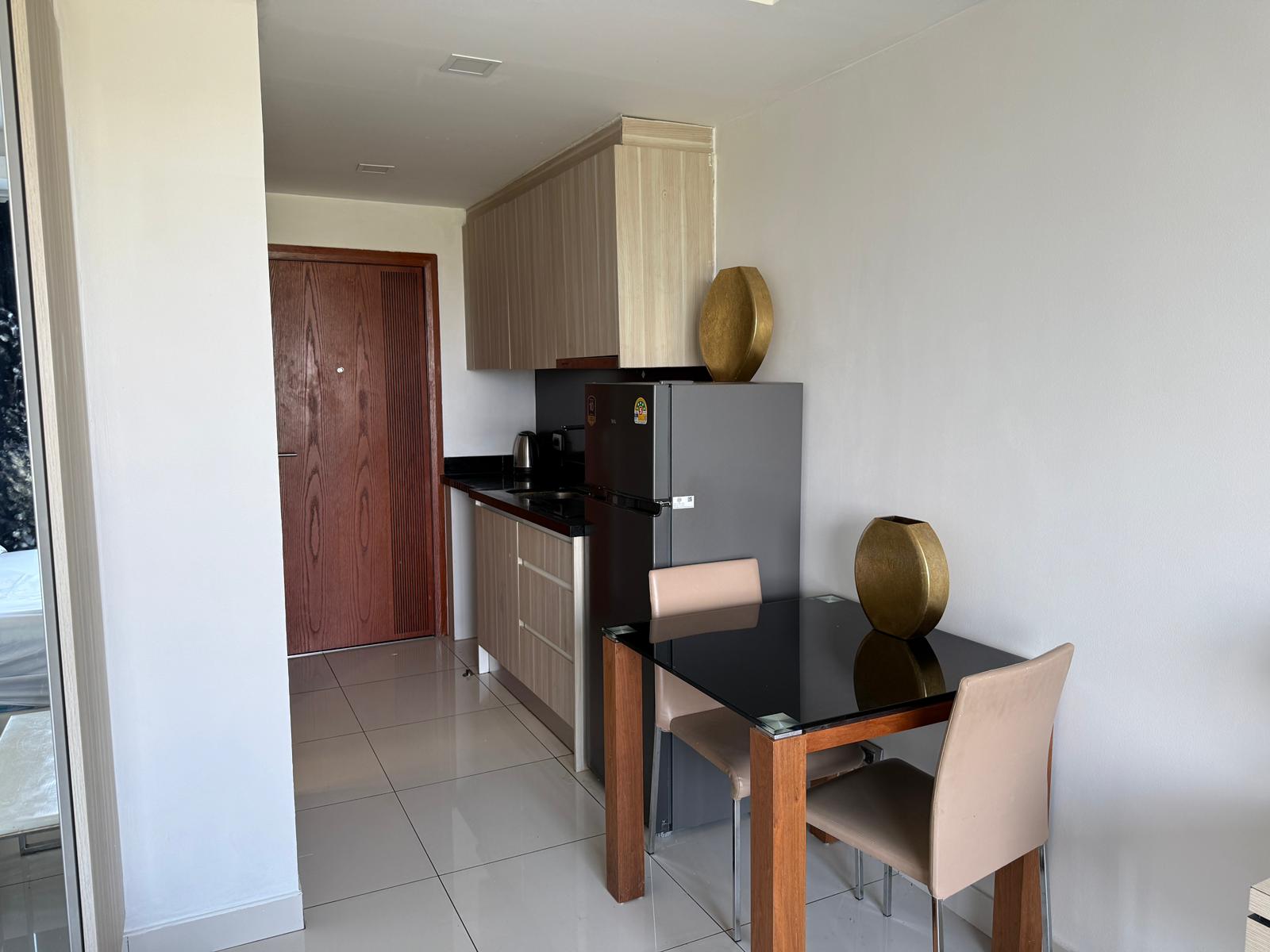 Laguna Beach Resort 1/F4 1 BED · 2 BATH · 51 SQ M · 1 BALCONY · POOL VIEWS 6
