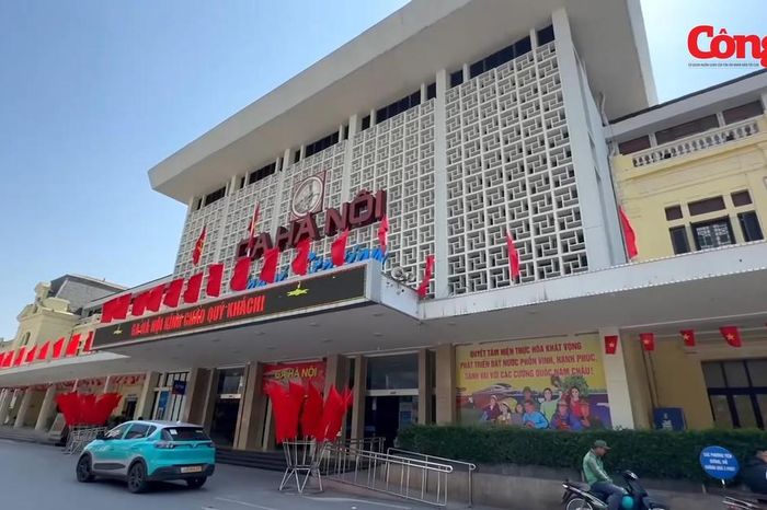 Tổng Công ty Đường sắt Việt Nam mở bán vé tàu khách phục vụ cao điểm vận tải hè 2026 - Báo Doanh nhân &amp; Công lý