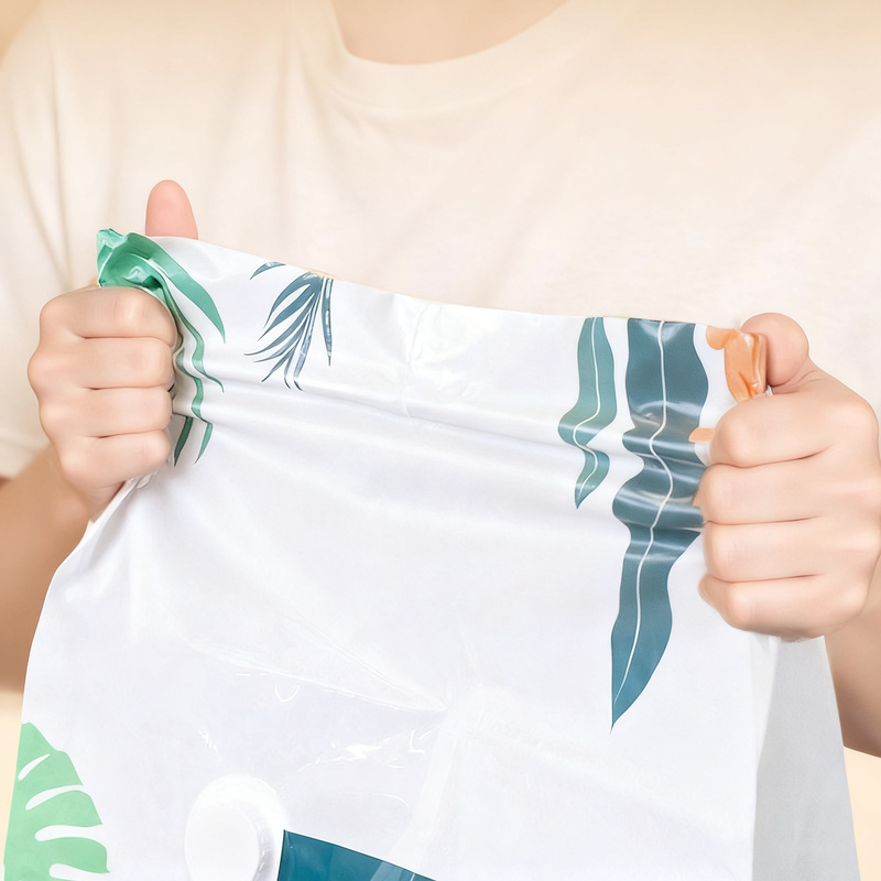 Vacuum Compression Bags for Clothes and Bedding