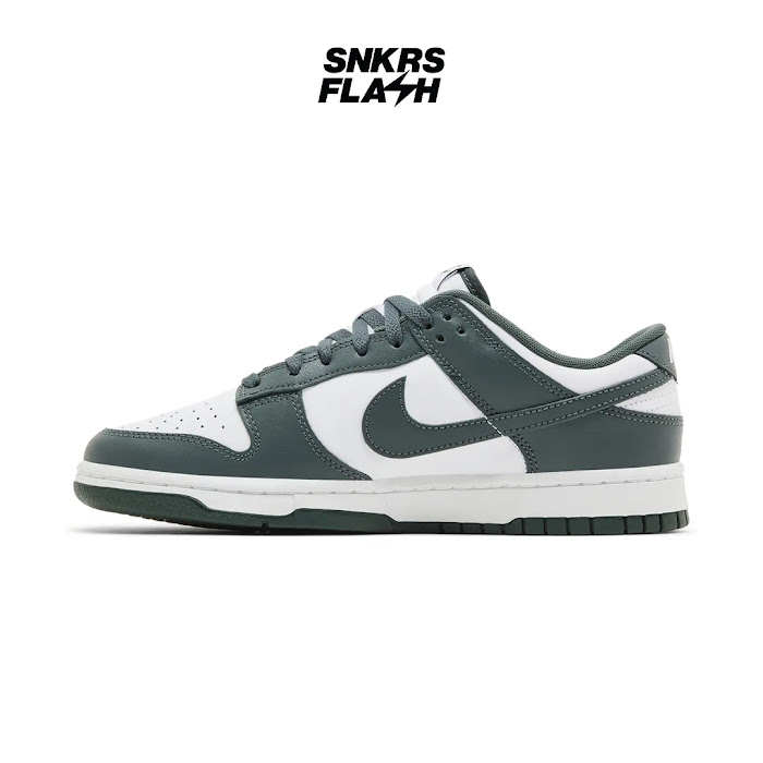 NIKE DUNK LOW RETRO WHITE VINTAGE GREEN - Size 45.5