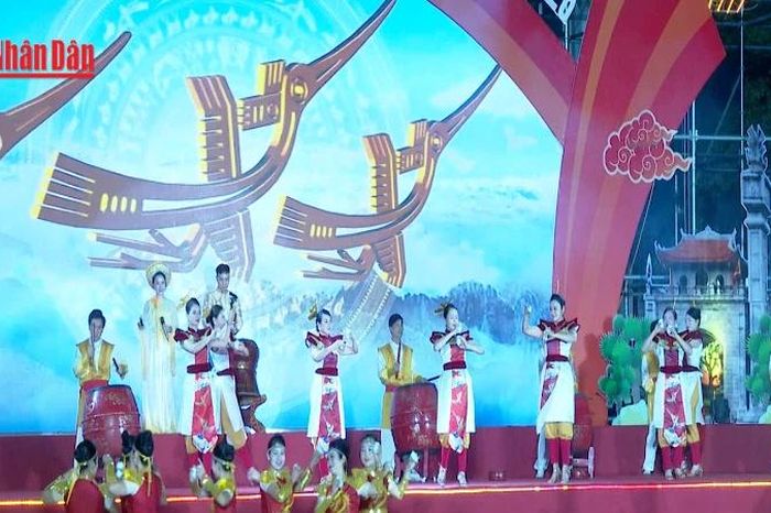 [Video] Lễ hội văn hóa dân gian đường phố 'Thanh âm nguồn cội' - Báo Nhân Dân