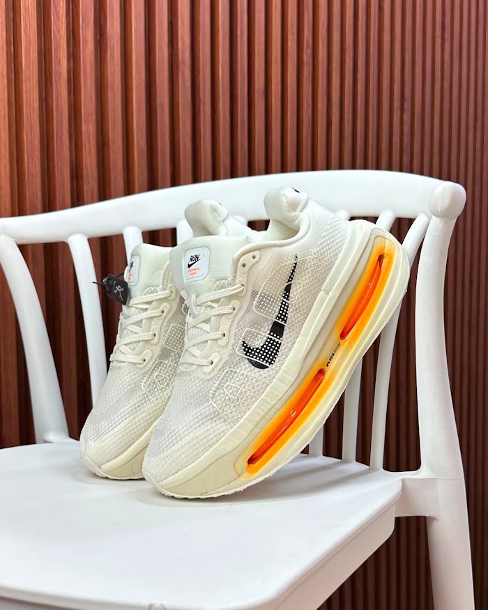 Nike Air Max Scorpion Beige