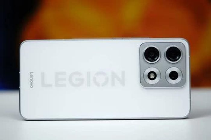 Smartphone gaming màn hình OLED 2K 144Hz, chip Snapdragon 8 Gen 5, pin 8.000mAh, giá hấp dẫn - Tạp chí Doanh Nghiệp Việt Nam