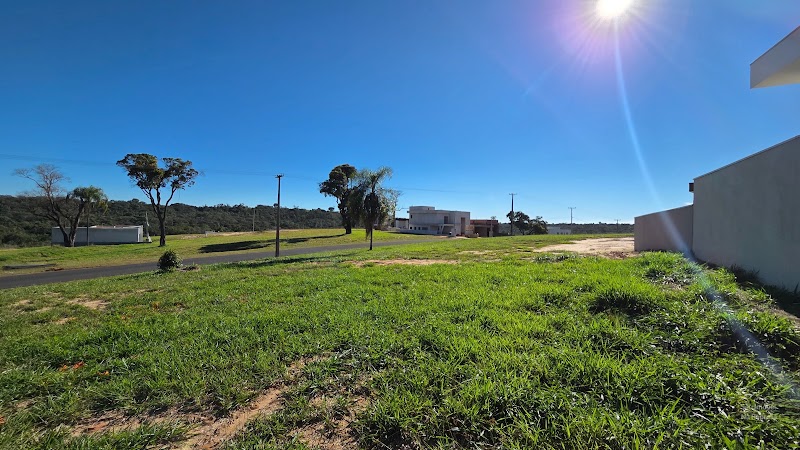 Foto 3 de Lote à venda próximo ao parque da Orla no Riviera de Santa Cristina XIII